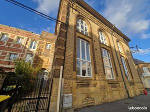 Immeuble 15 pièces 385 m²