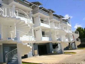 T3 bellepierre saint denis