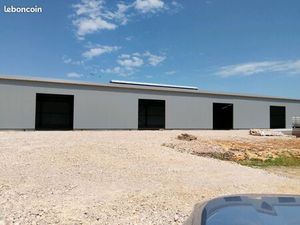 Dépôt / hangar à louer – etuz (70150)