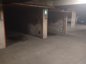 Vente parking fermé
