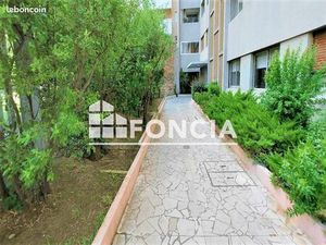 Studio 1 pièce 29 m²