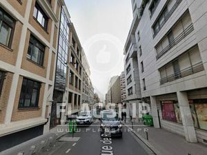 Boutique 354 m² PARIS