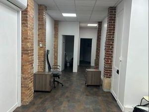 Local commercial 56 m² PARIS