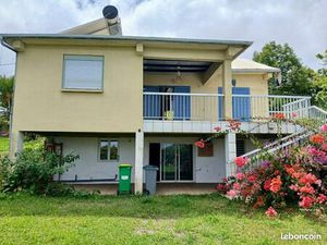 Maison familiale de 115 m² avec terrasse et jardin – Le Guillaume
