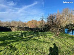 Terrain 1 300 m² Cubzac Les Ponts