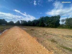 Terrain Constructible a vendre