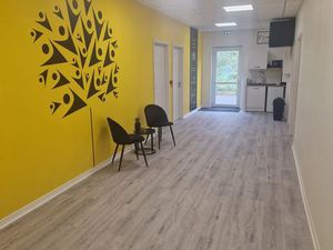 Salle de Réunion / Salle de Formation à Louer – Centre d’Affaires des Prunus