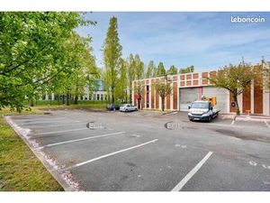 Local d'activité 1 460 m²