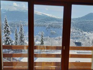 Appartement de charme entièrement rénové  vue montagnes