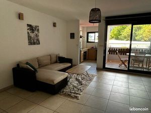 T2 meublé lumineux bas de la possession