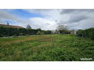 Terrain 699 m² Ludon Medoc