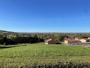 Terrain constructible viabilisé à vendre