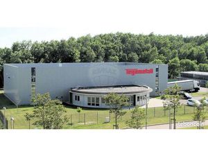 Local industriel 5 800 m²