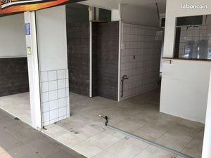 Local commercial/professionnel en plein centre-ville  SANS PAS DE PORTE