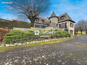 Propriété 2 pièces 211 m²