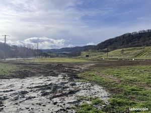 Terrain 866 m² Riom Es Montagnes