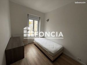 Studio 1 pièce 13 m²