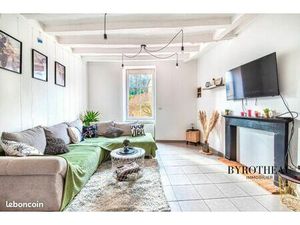 Appartement T3 Duplex 78m² Hyper-centre de Durtal