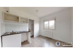 Studio 1 pièce 11 m²