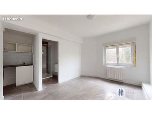 Studio 1 pièce 18 m²