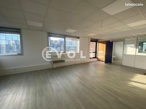 Bureaux 375 m²
