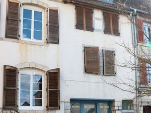 Baumes les dames centre local commercial 40 M2
