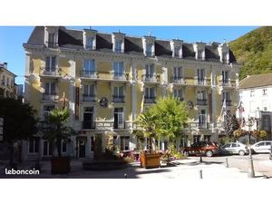 Local 1300 m² PLOMBIERES-LES-BAINS