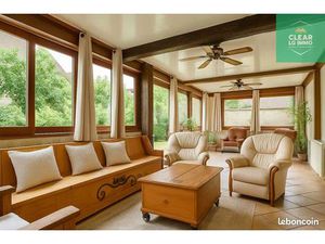 Maison 7 pièces 270 m²