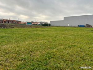 Terrain zone indusrielle