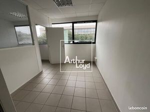Bureaux 53 m²