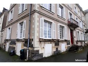 Local professionnel centre Angers 70 m2  8 piéces