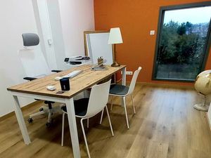 Bureau privé de standing à l'est de Tours - loué meublé et toutes charges comprises - sans