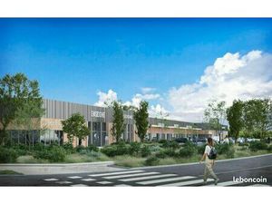 Local commercial 223 m²