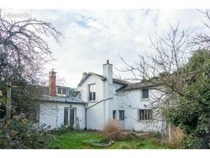 T4 calme avec terrasse et jardin– Idéal investissement locatif  à rafraîchir