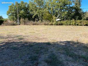 Terrain 723 m² Saix