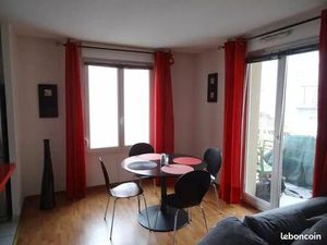 Particulier vend à Schiltigheim Ouest : Charmant 2P de 2007 avec Terrasse & Grand garage