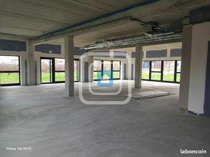 Bureaux 187 m²