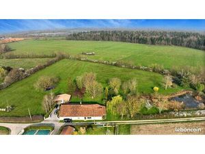 Ferme 5 pièces 235 m²