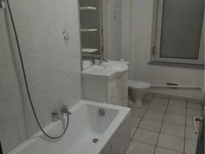 3 F2 dans maison à Hayange