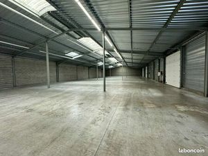 Local d'activité 660 m²