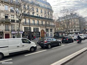 Murs commerciaux 71 m² PARIS