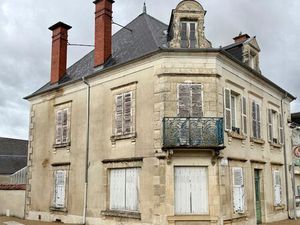 Maison 184 m² Plaimpied Givaudins