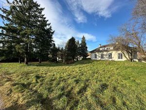 Maison 7 pièces 201 m²