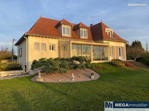 Maison 6 pièces 210 m²