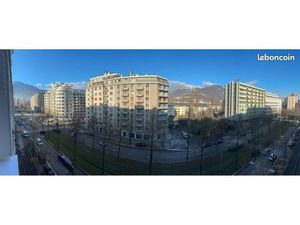 Appartement T2 de 64 m2