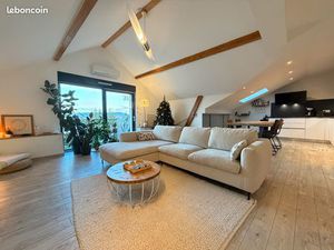 Appartement 4 pièces avec balcon  cave  parkings  jardin Marly