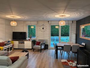 Maison familiale avec jardin