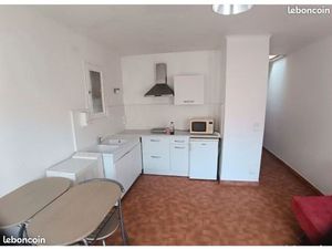 F2 ceret centre libre de suite