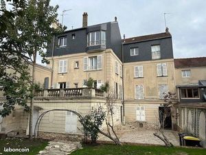 Immeuble de rapport 13 pièces 303 m²