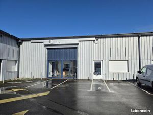 Local bureaux 400 m²